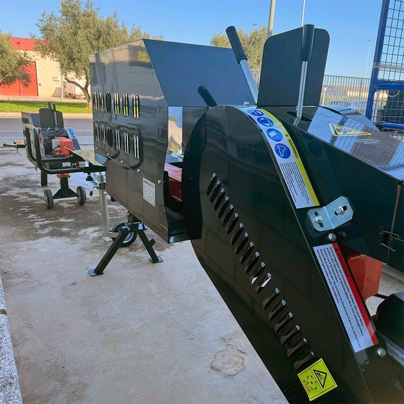 broyeur de branches eurocentauro melilla 42t avec embrayage cinétique broyeur de branches eurocentauro melilla 42t avec embrayage cinétique