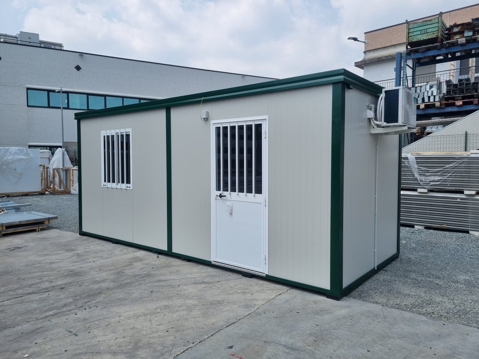 monoblocco 6×2,5 per uso ufficio monoblocco 6×2,5 per uso ufficio